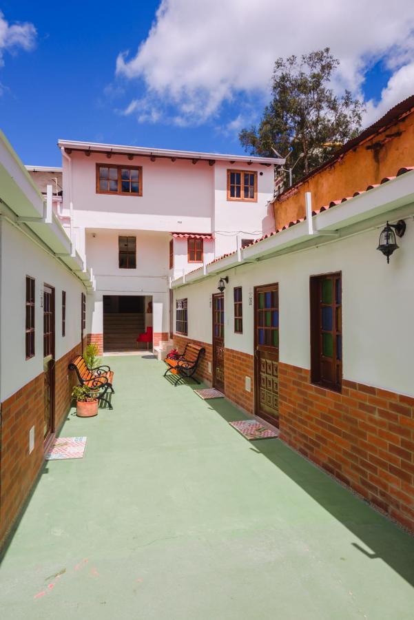 Hostal Dona Eliza Bogotá Exterior foto
